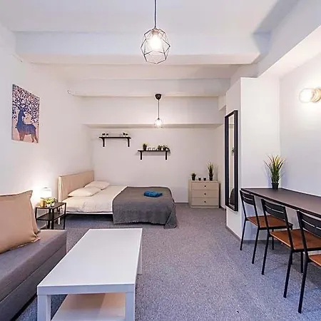 Hostel The House Black