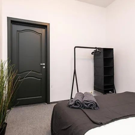 The House Black Albergue *