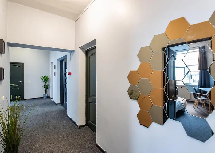 Hostal The House Black