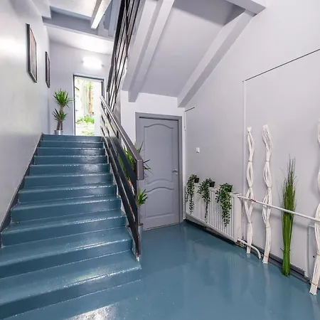 The House Black Hostel